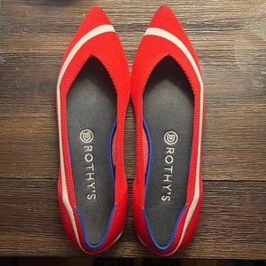 Discontinued Cherry Red Rothy’s